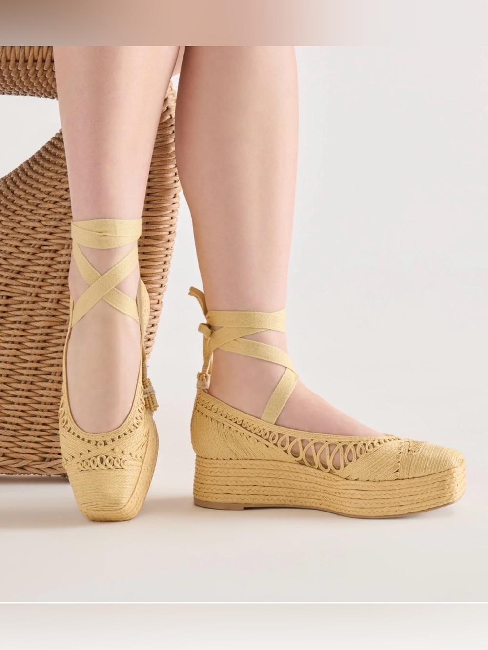 DOLCE VITA Faris Platform Lace Up Flats Lt Natural Macrame Size 8 NWOT